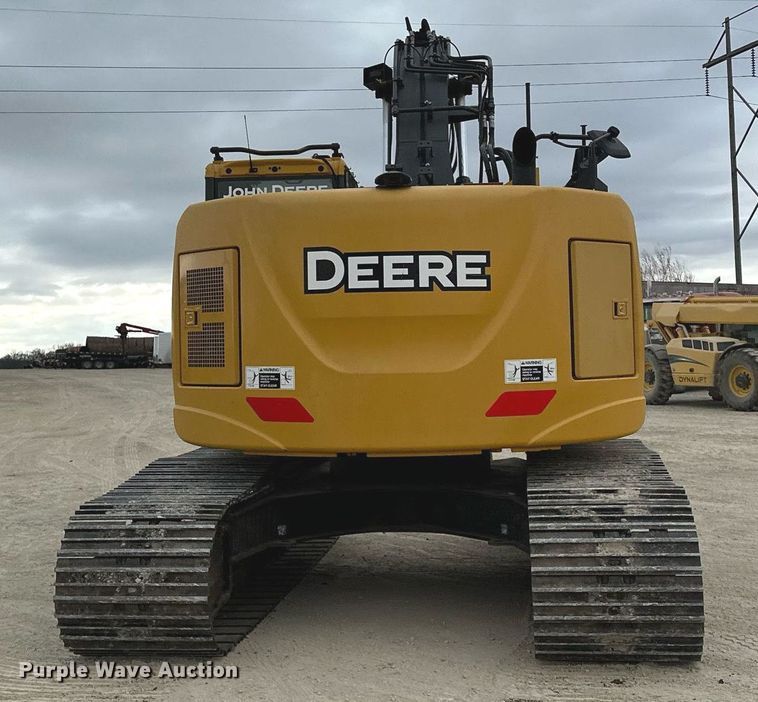 image for item LO9354 2017 John Deere 245G LC  excavator
