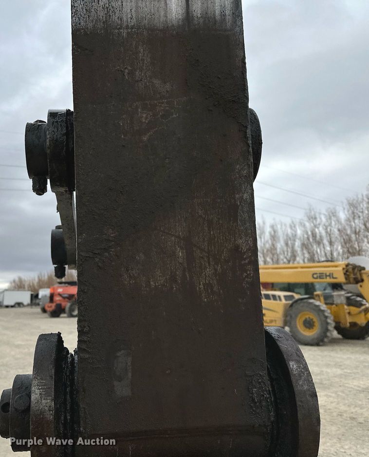 image for item LO9354 2017 John Deere 245G LC  excavator