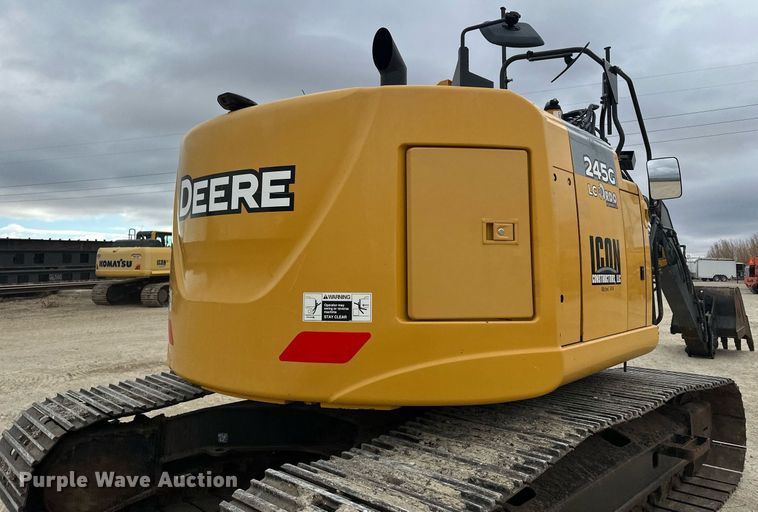 image for item LO9354 2017 John Deere 245G LC  excavator