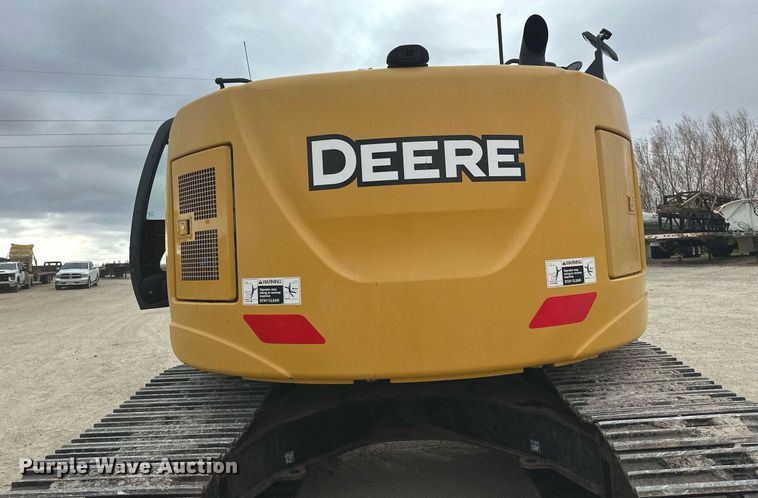 image for item LO9354 2017 John Deere 245G LC  excavator