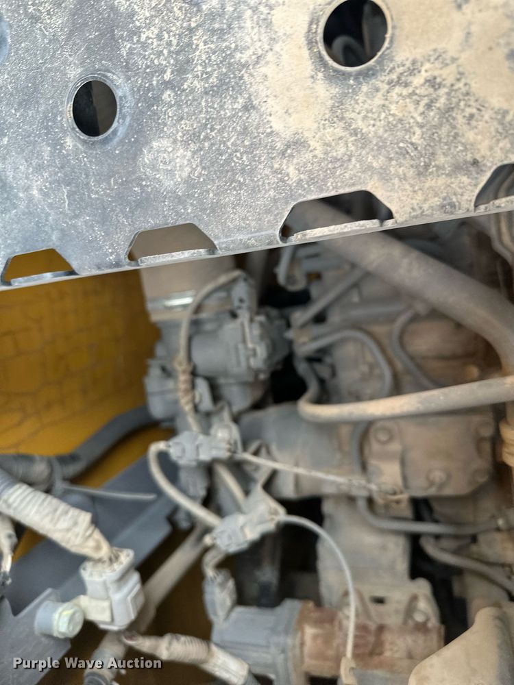 image for item LO9354 2017 John Deere 245G LC  excavator