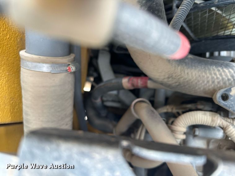 image for item LO9354 2017 John Deere 245G LC  excavator