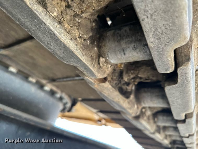 image for item LO9354 2017 John Deere 245G LC  excavator