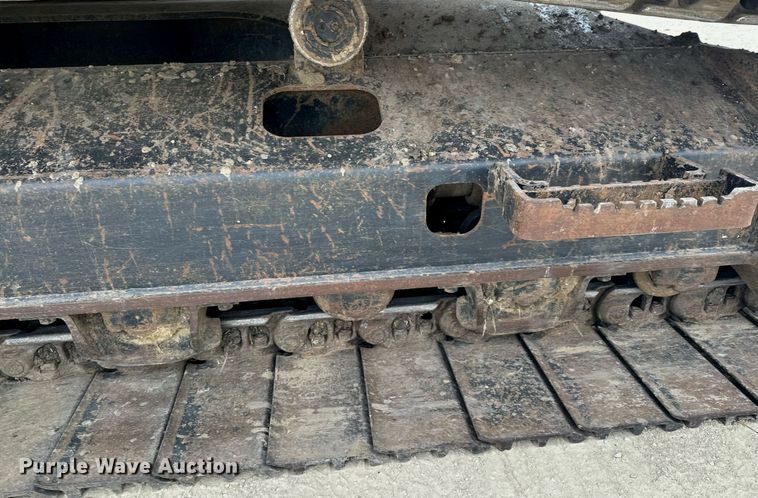 image for item LO9354 2017 John Deere 245G LC  excavator