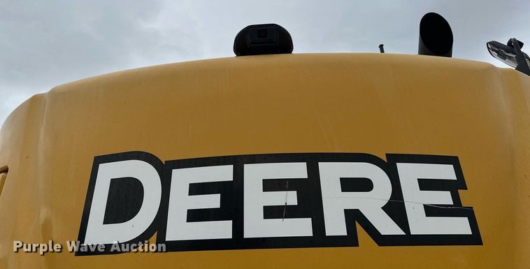 image for item LO9354 2017 John Deere 245G LC  excavator