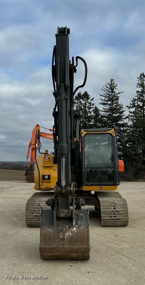 image for item LO9355 2012 John Deere FF135DX  excavator