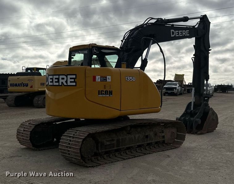 image for item LO9355 2012 John Deere FF135DX  excavator