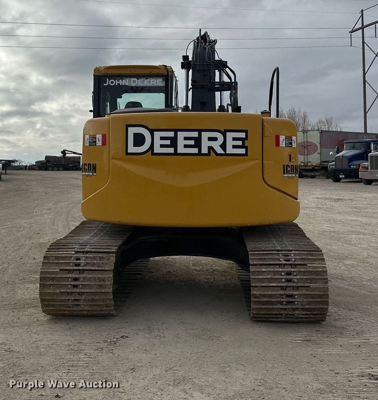 image for item LO9355 2012 John Deere FF135DX  excavator