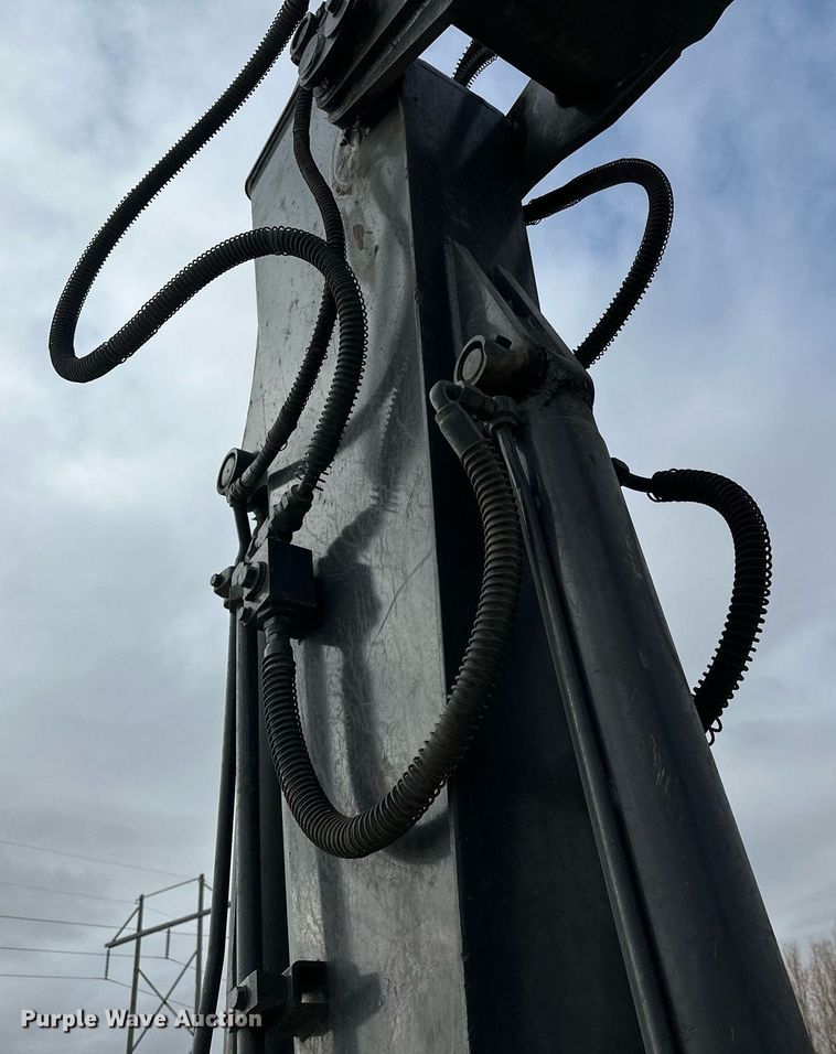 image for item LO9355 2012 John Deere FF135DX  excavator