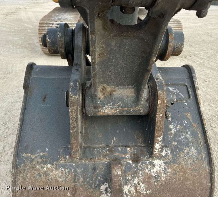 image for item LO9355 2012 John Deere FF135DX  excavator