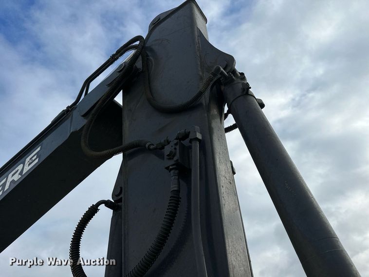 image for item LO9355 2012 John Deere FF135DX  excavator