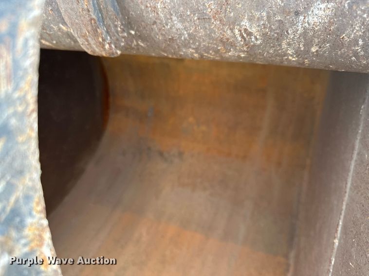 image for item LO9355 2012 John Deere FF135DX  excavator