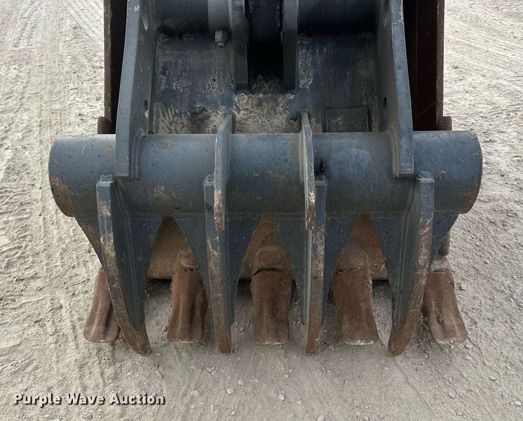 image for item LO9355 2012 John Deere FF135DX  excavator