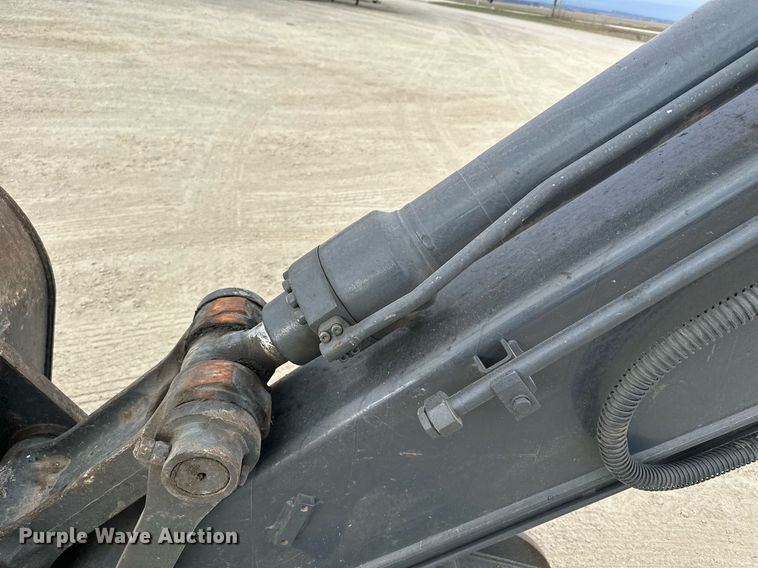 image for item LO9355 2012 John Deere FF135DX  excavator