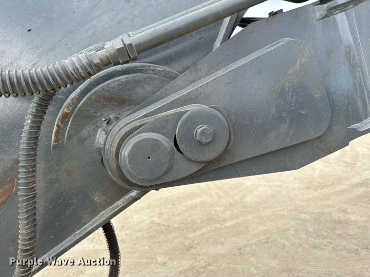 image for item LO9355 2012 John Deere FF135DX  excavator