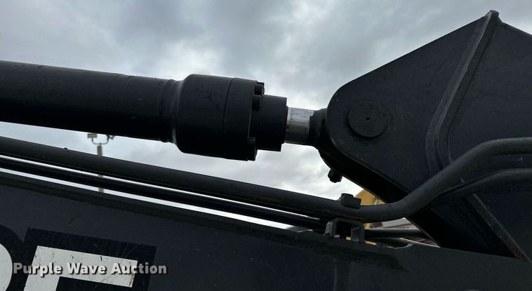 image for item LO9355 2012 John Deere FF135DX  excavator