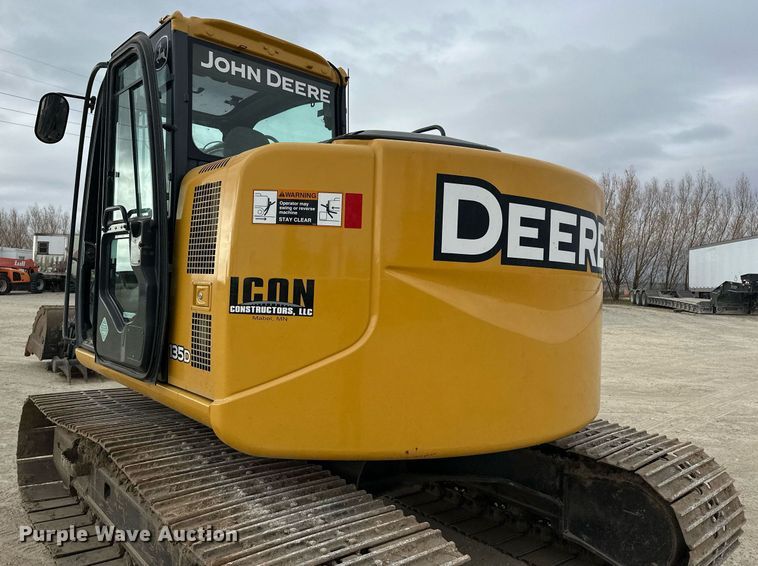 image for item LO9355 2012 John Deere FF135DX  excavator