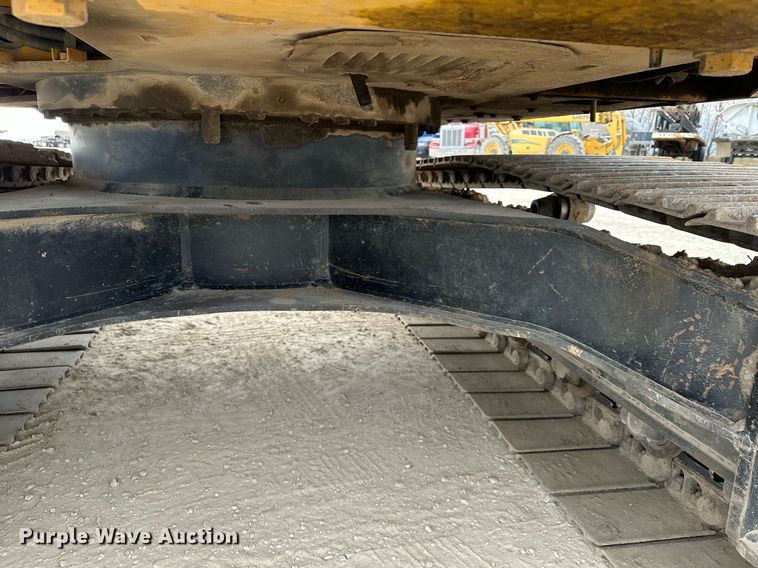 image for item LO9355 2012 John Deere FF135DX  excavator