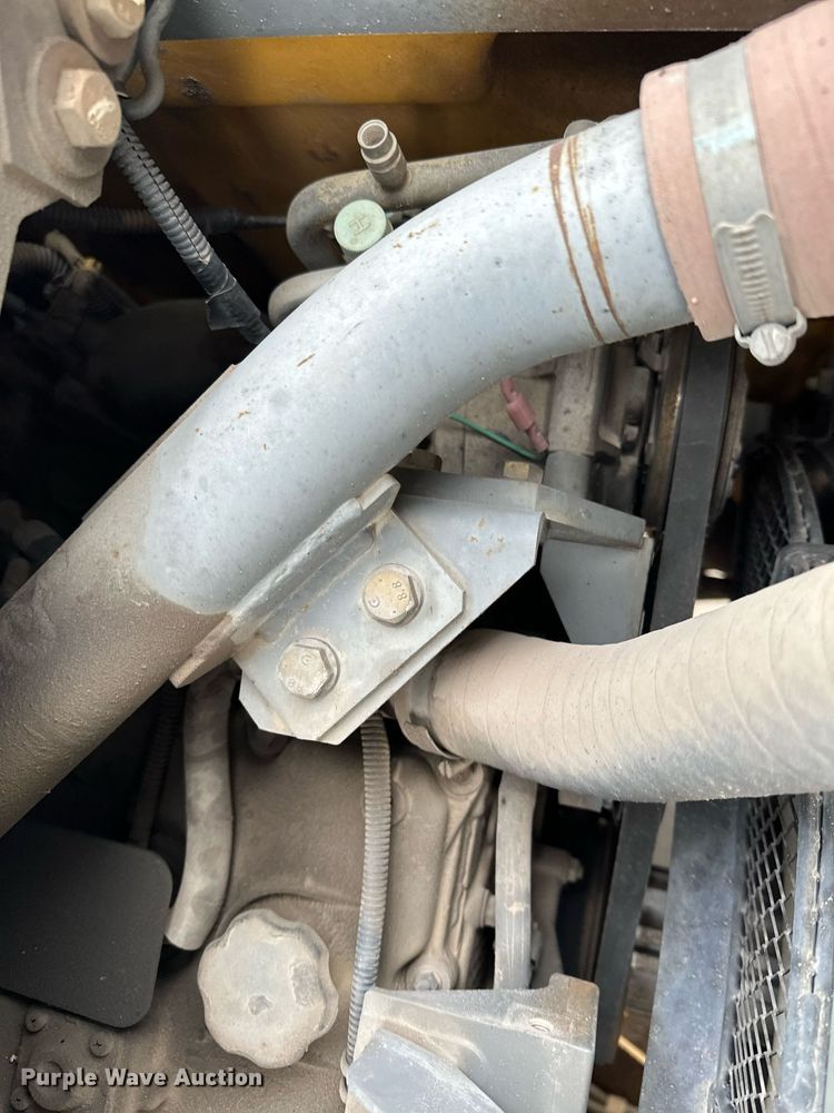 image for item LO9355 2012 John Deere FF135DX  excavator