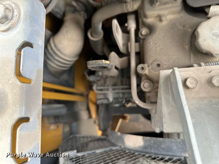 image for item LO9355 2012 John Deere FF135DX  excavator