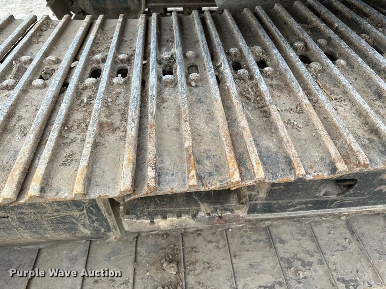 image for item LO9355 2012 John Deere FF135DX  excavator