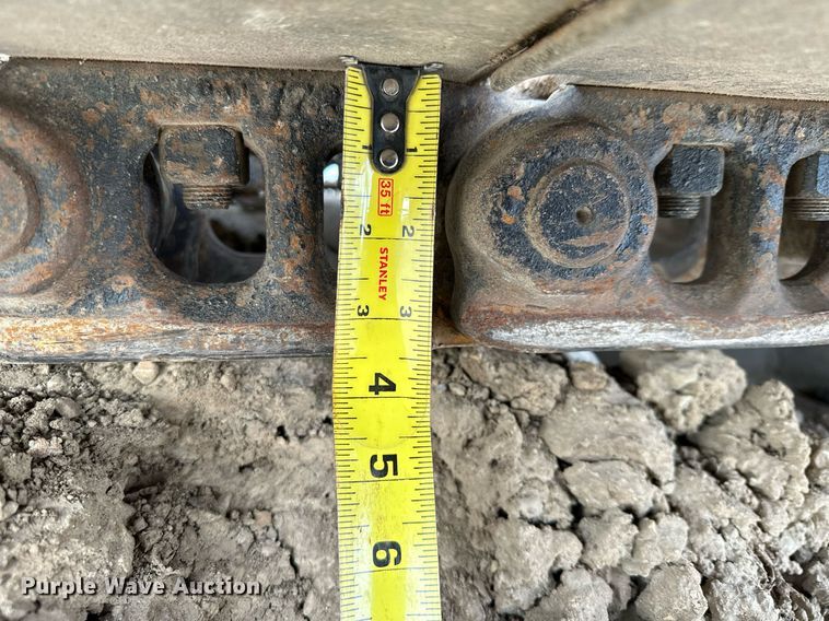 image for item LO9355 2012 John Deere FF135DX  excavator