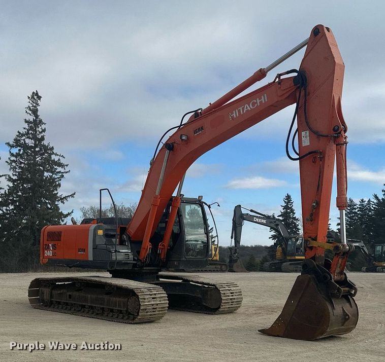 image for item LO9356 2009 Hitachi ZX240LC-3  excavator