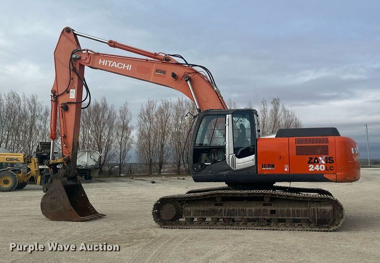 image for item LO9356 2009 Hitachi ZX240LC-3  excavator