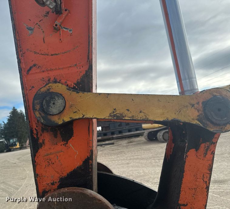 image for item LO9356 2009 Hitachi ZX240LC-3  excavator