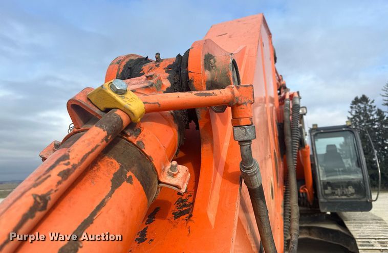 image for item LO9356 2009 Hitachi ZX240LC-3  excavator