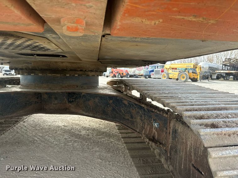 image for item LO9356 2009 Hitachi ZX240LC-3  excavator