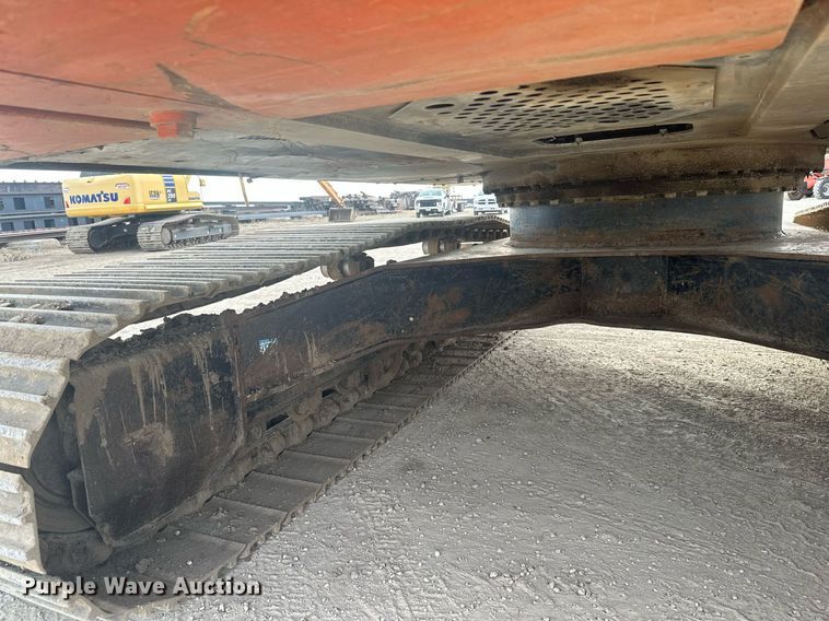 image for item LO9356 2009 Hitachi ZX240LC-3  excavator