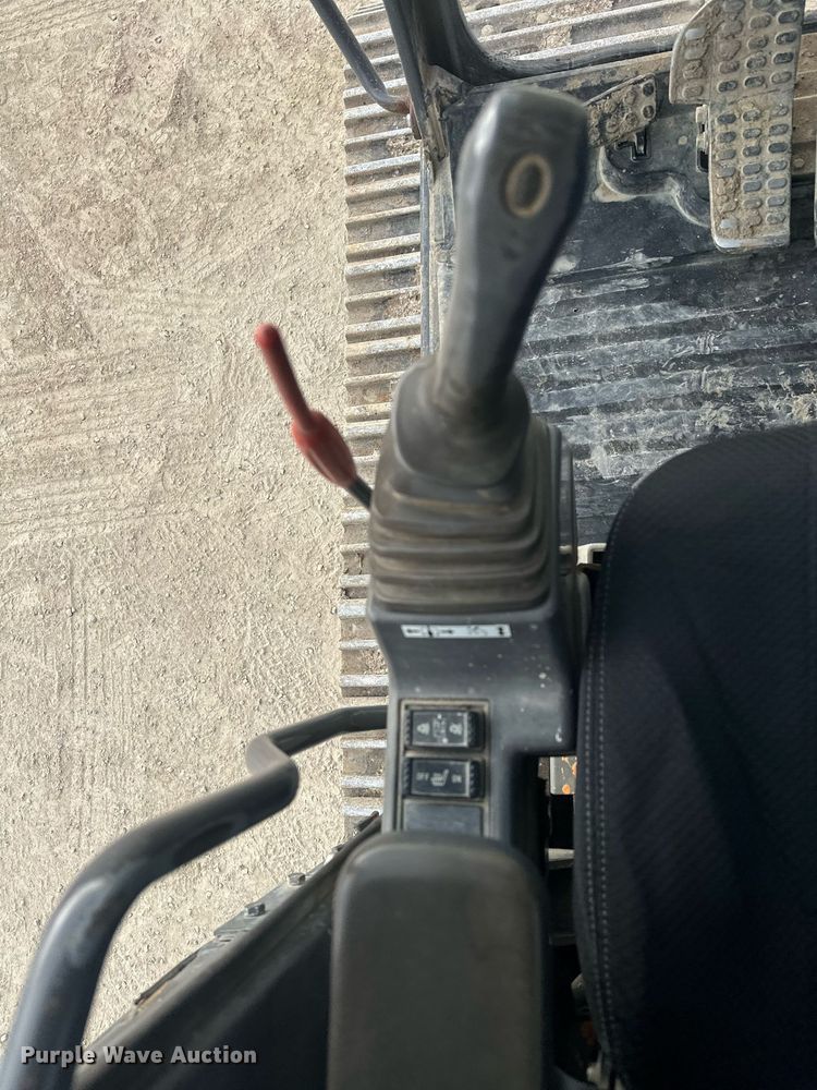 image for item LO9356 2009 Hitachi ZX240LC-3  excavator