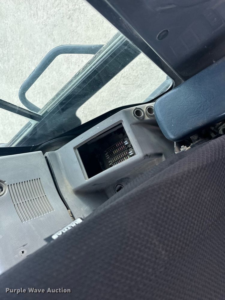 image for item LO9356 2009 Hitachi ZX240LC-3  excavator