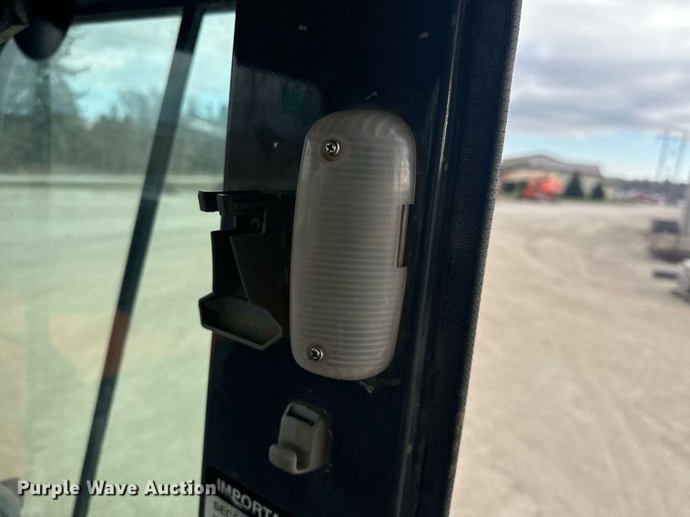 image for item LO9356 2009 Hitachi ZX240LC-3  excavator