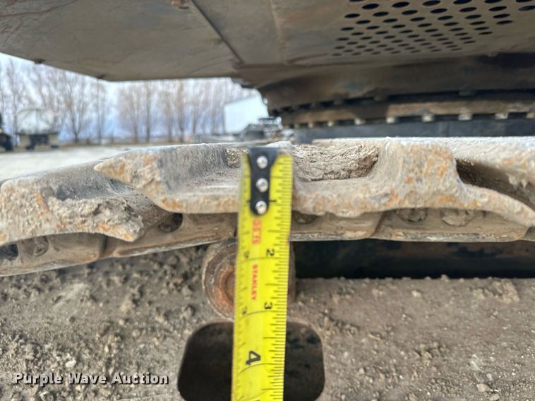 image for item LO9356 2009 Hitachi ZX240LC-3  excavator