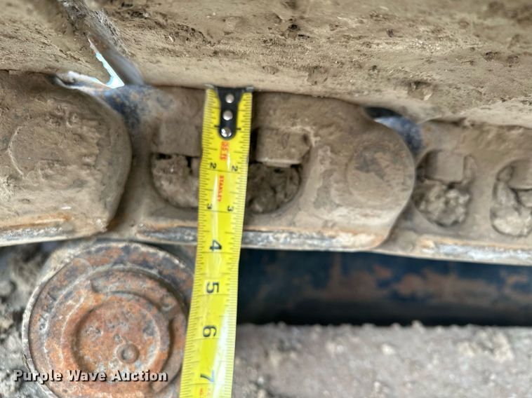 image for item LO9356 2009 Hitachi ZX240LC-3  excavator