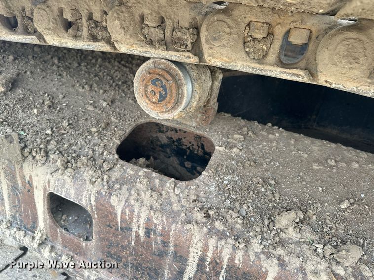 image for item LO9356 2009 Hitachi ZX240LC-3  excavator