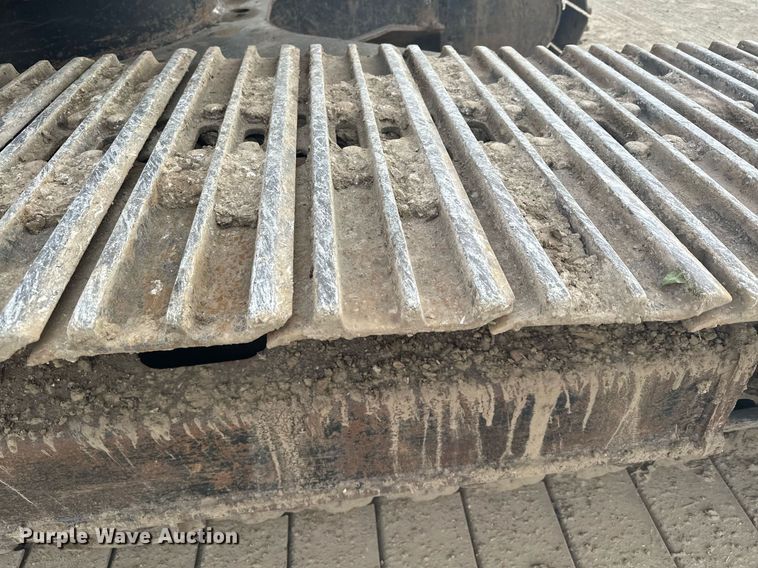 image for item LO9356 2009 Hitachi ZX240LC-3  excavator