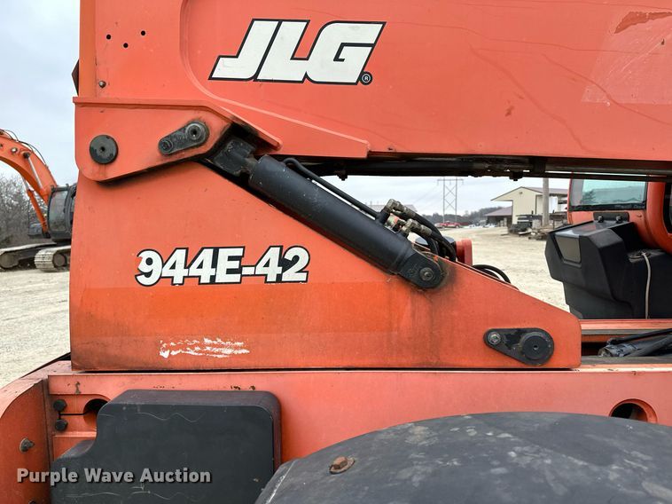 image for item LO9357 2007 Lull 944E-42  telehandler