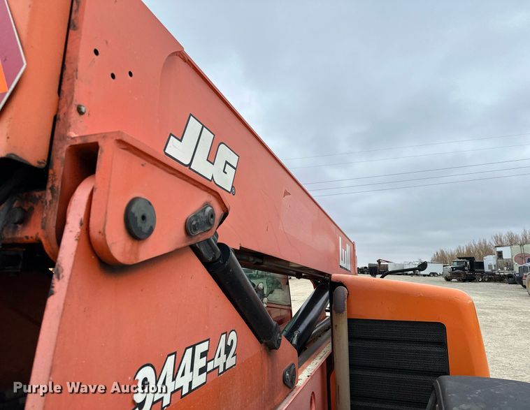 image for item LO9357 2007 Lull 944E-42  telehandler