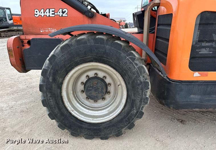 image for item LO9357 2007 Lull 944E-42  telehandler