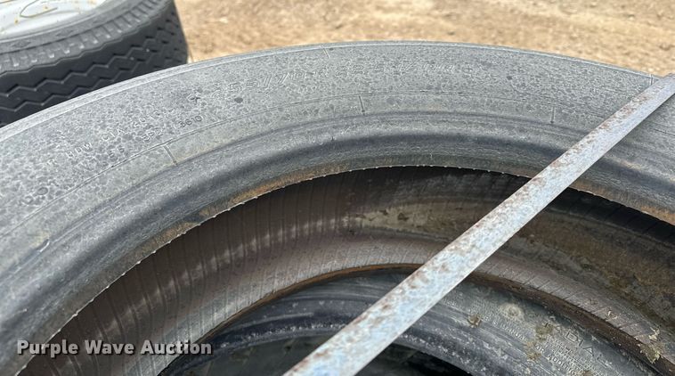 image for item LO9358 Tires and wheels