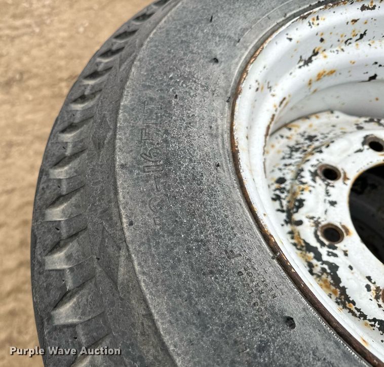 image for item LO9358 Tires and wheels