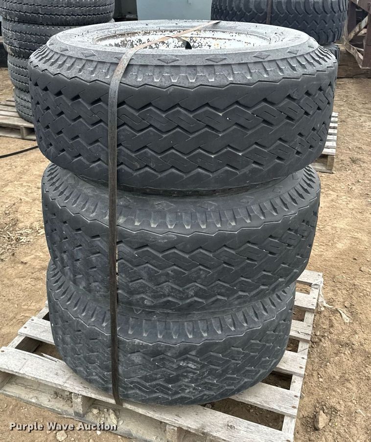 image for item LO9358 Tires and wheels