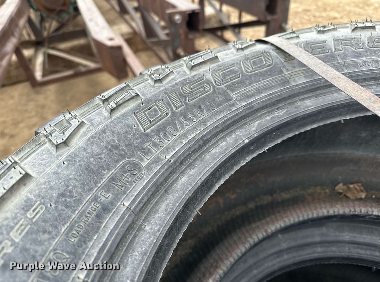 image for item LO9358 Tires and wheels