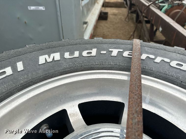 image for item LO9358 Tires and wheels