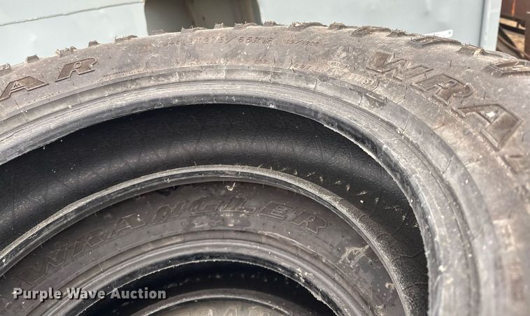 image for item LO9358 Tires and wheels