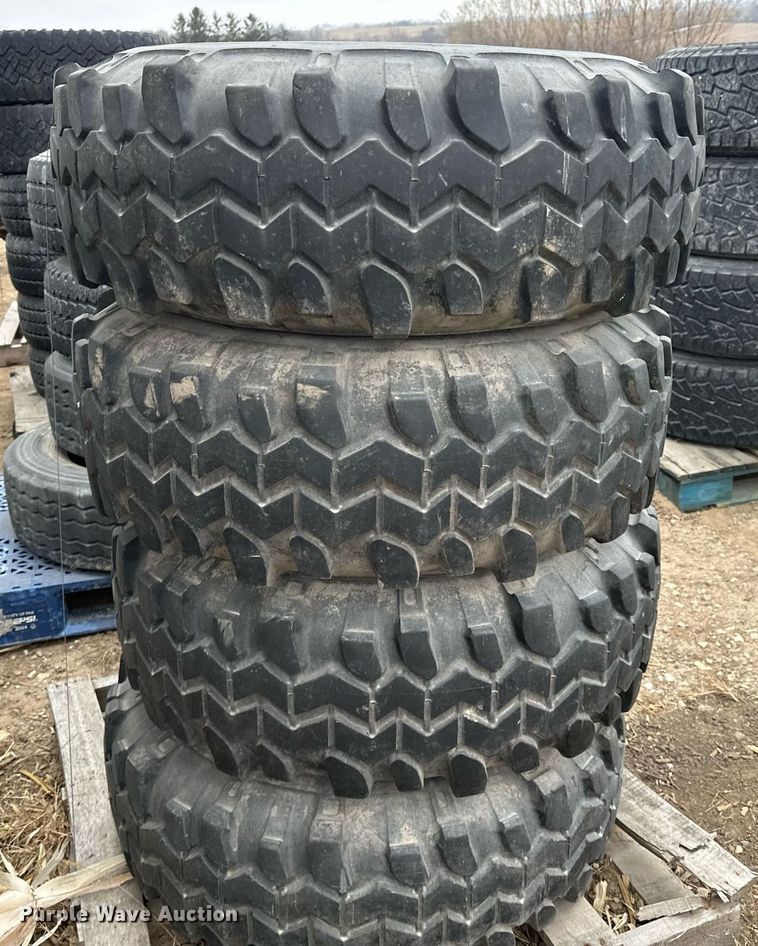 image for item LO9358 Tires and wheels