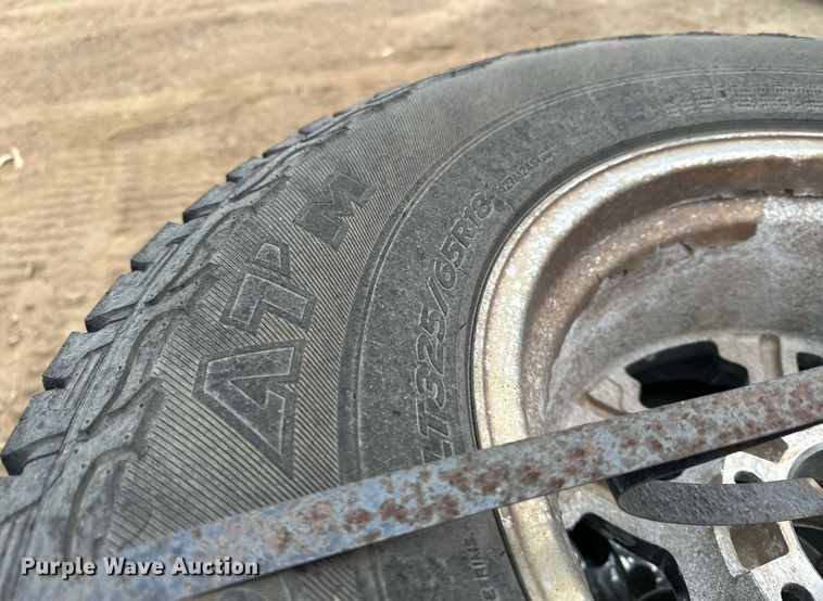 image for item LO9358 Tires and wheels